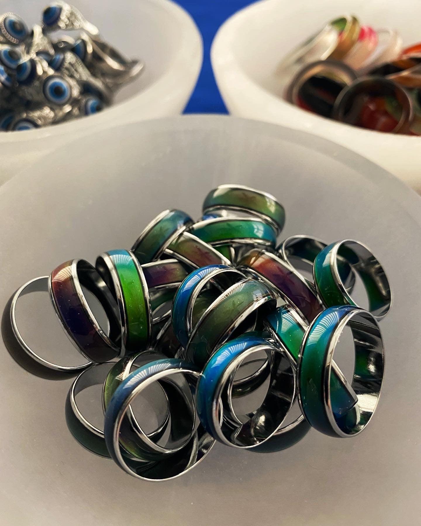Mood Ring | Color Changing Ring | Energy Ring | 90s Style Ring | Retro Ring | Band Ring Crystal Eyes It