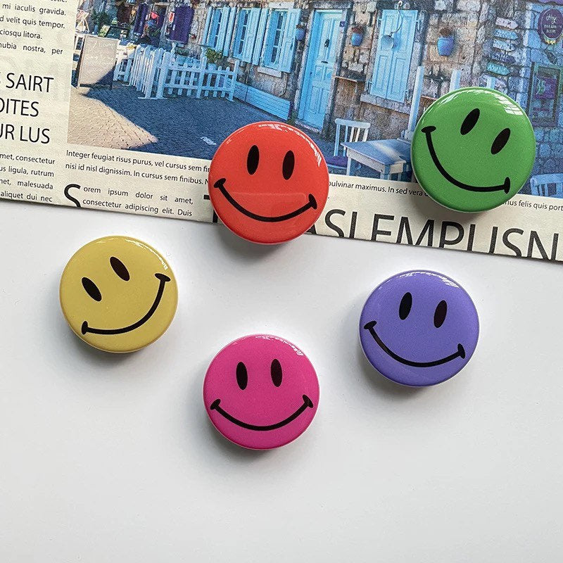 Smiley Face Phone Grip | Tablet | Stand | Holder | Smile | Black | White | Color | Accessory | Gift Crystal Eyes It