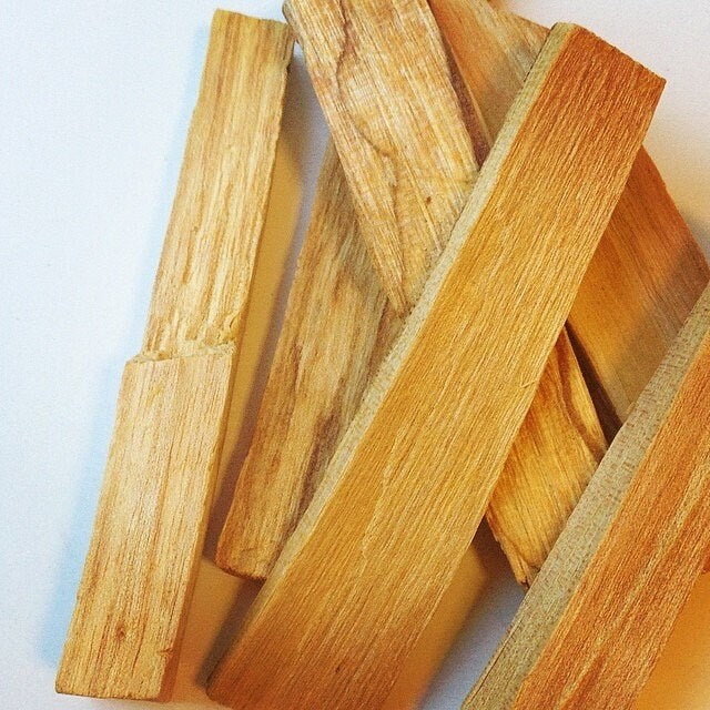 Palo Santo Sticks | Holy Wood | Smudging | Smudge | Cleansing | Incense | Bundle of 4 or 7 Sticks Crystal Eyes It